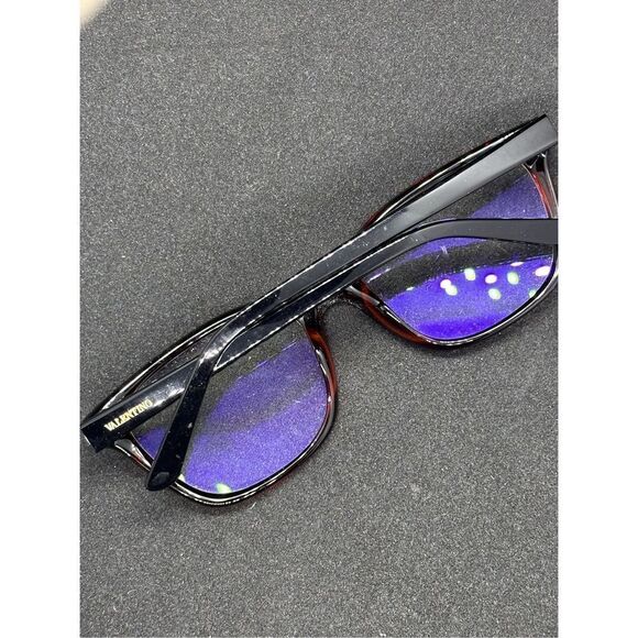 Nice Authentic Valentino prescription eyeglasses frames
prescription lenses can - Picture 5 of 6